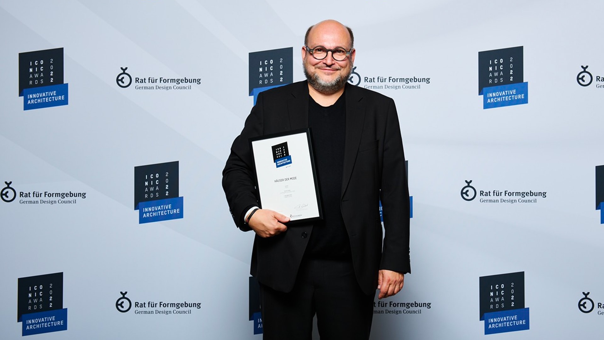 Häuser der Mode wins the Iconic Award in the category of Innovative Architektur